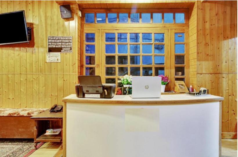 Hotel Ab-I-Hayat Srīnagar Buitenkant foto